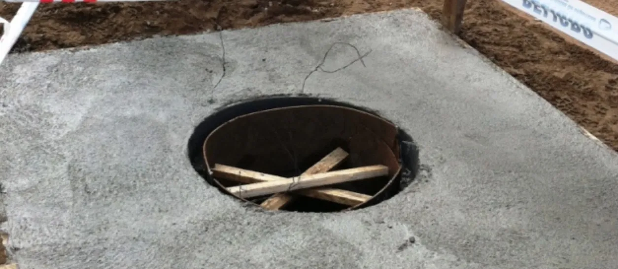 Cámara de inspección recién hormigonada